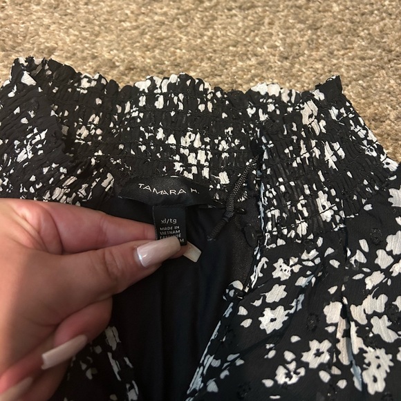 Tamara Detailed Top - Picture 2 of 3